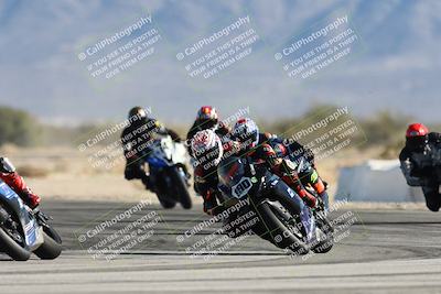 media/Dec-07-2025-CVMA (Sun) [[3e7d2de5dc]]/Race 4-Supersport Middleweight/